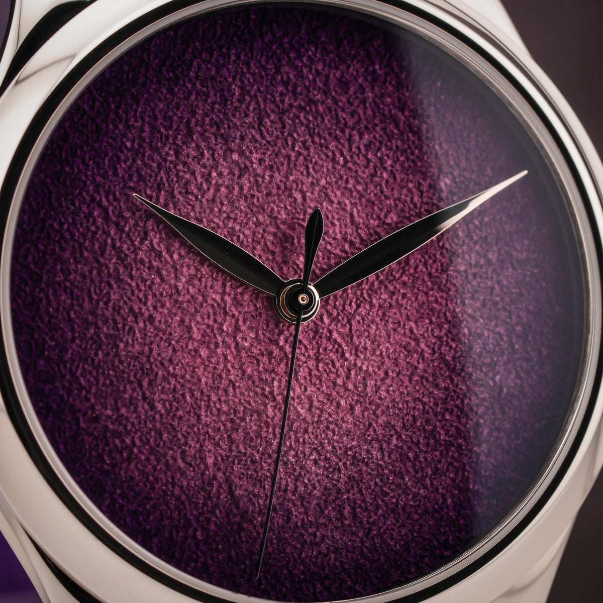 H.Moser & Cie Endeavour Centre Seconds Concept Purple Enamel