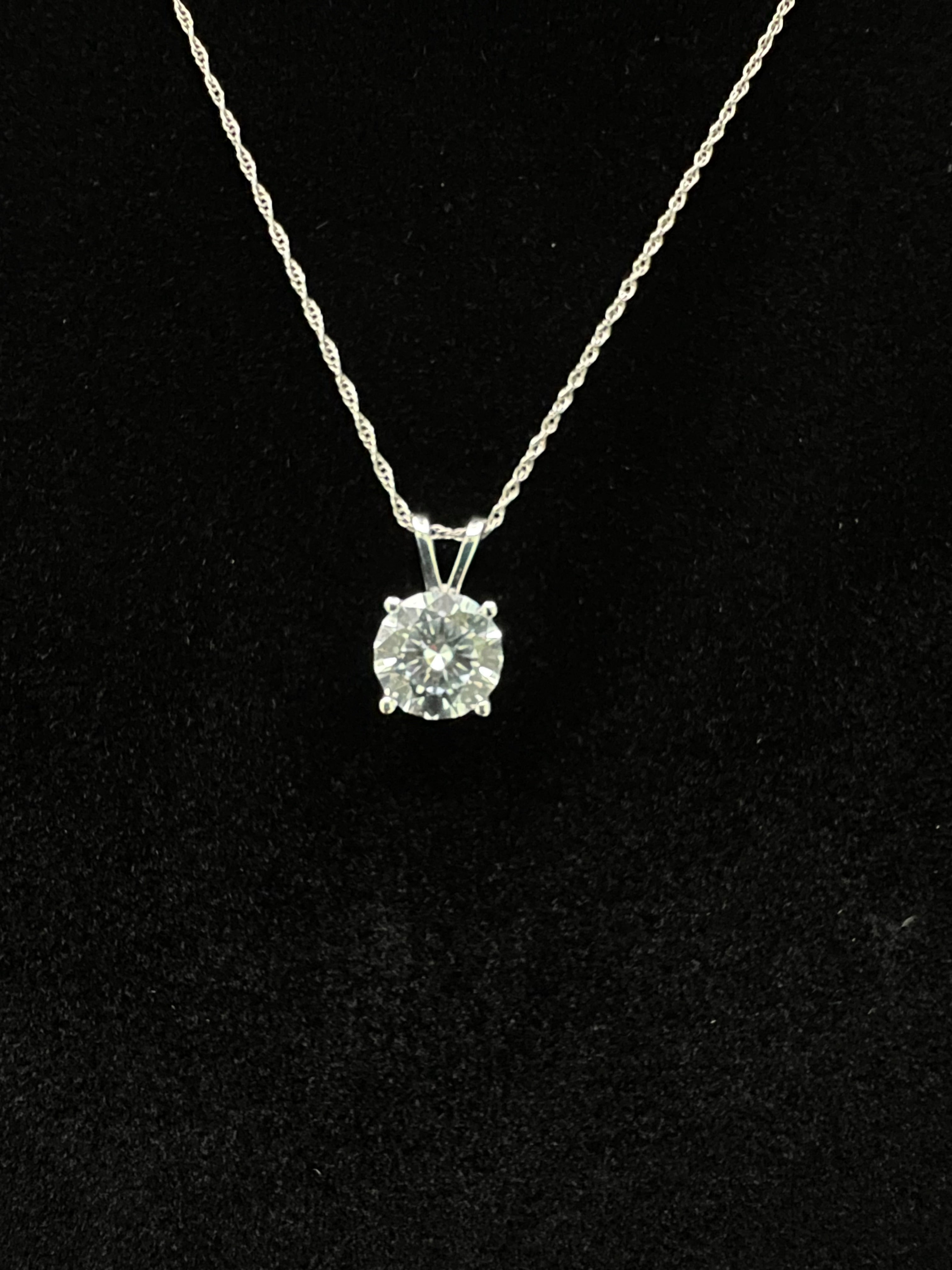 1.5 carat lab grown diamond split bail pendant necklace