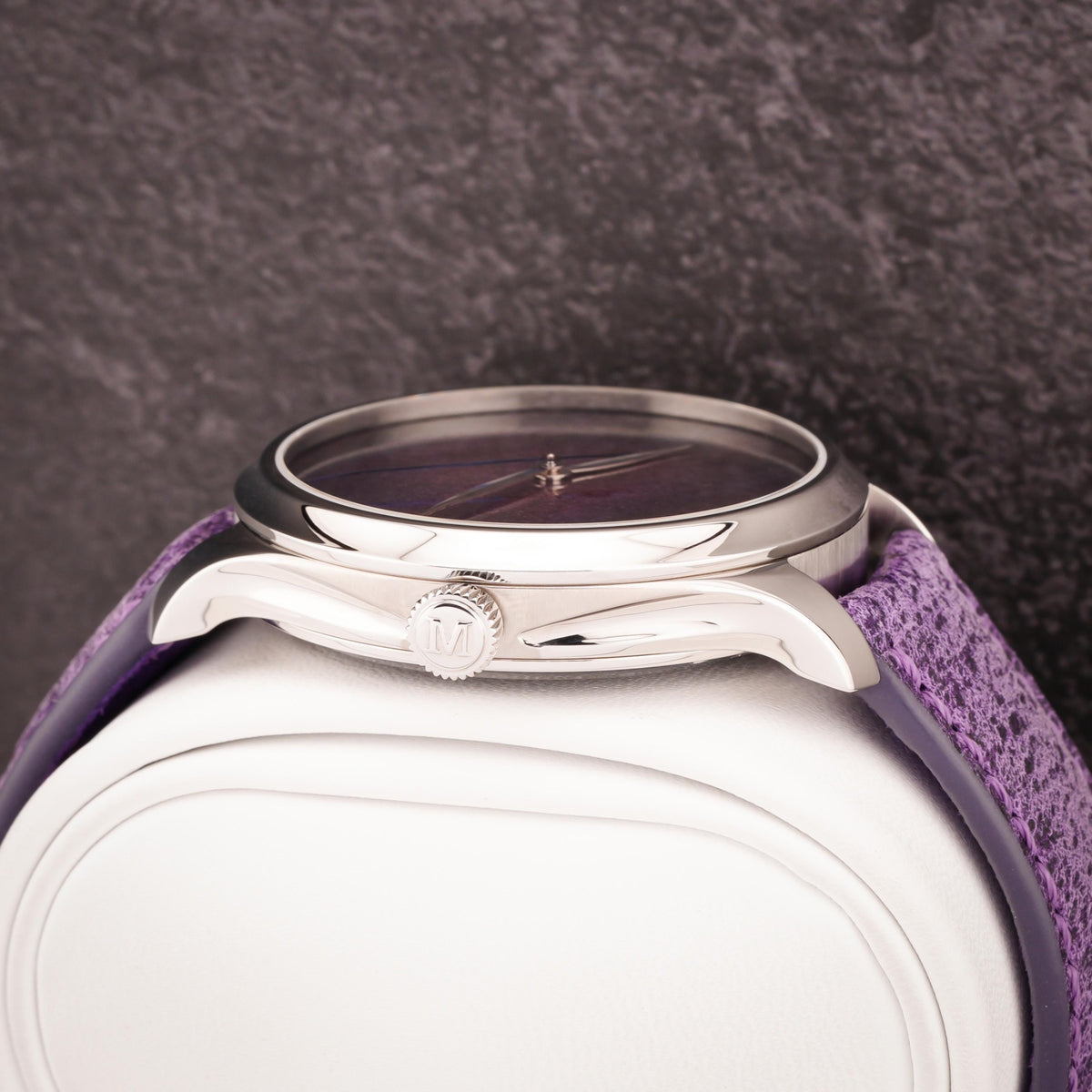 H.Moser & Cie Endeavour Centre Seconds Concept Purple Enamel