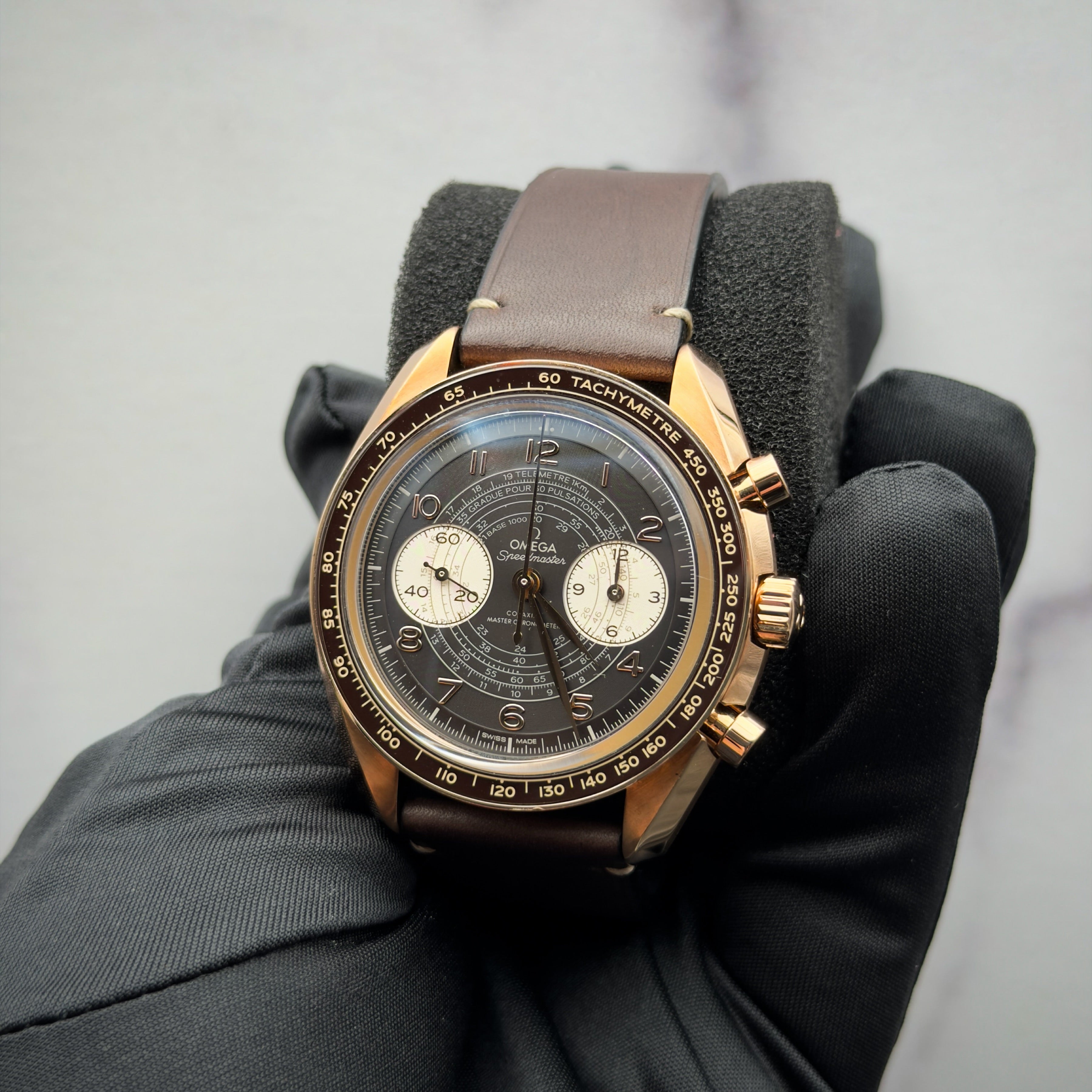 Omega Speedmaster Master Chronometer Chronograph Chronoscope