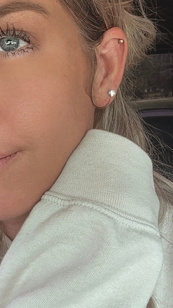 Lab-Grown Diamond Round Solitaire Stud Earrings